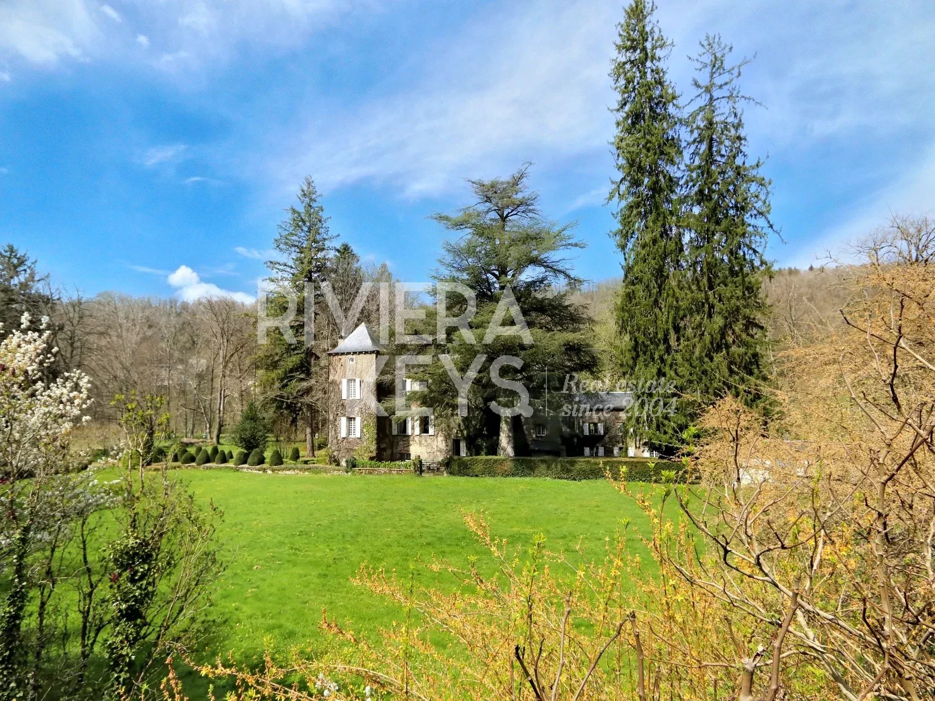Timeless 17th Century Manor Surrounded by Nature