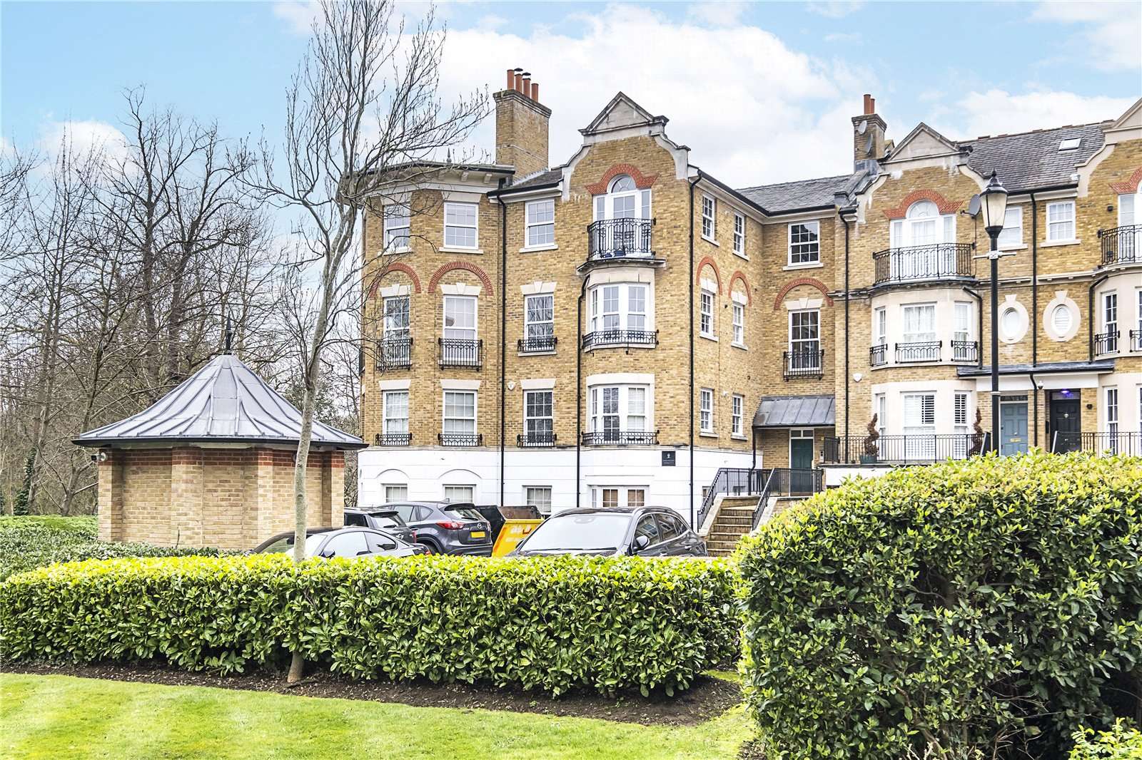 Southlands Drive